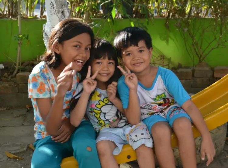Senyum manis